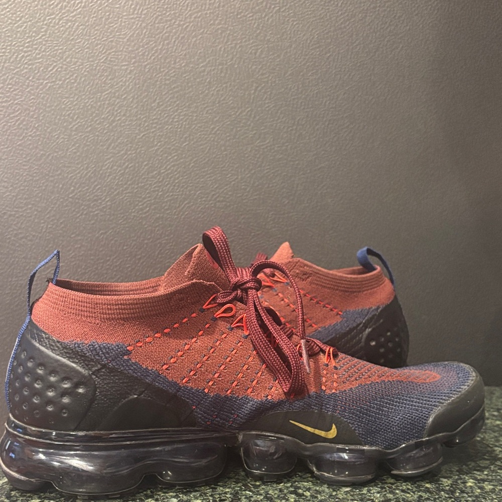 Nike Air VaporMax Flyknit 2 Olympics Sneakers - Picture 6 of 9
